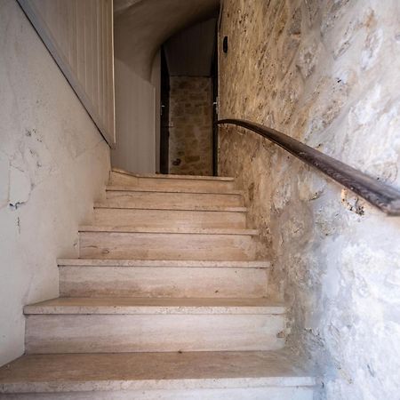 Chez Ma Petite Reine 1 Apartman Pontoise Kültér fotó