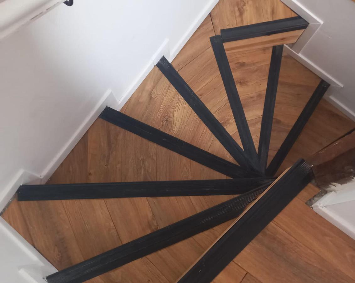 Chez Ma Petite Reine 1 Apartman Pontoise Kültér fotó